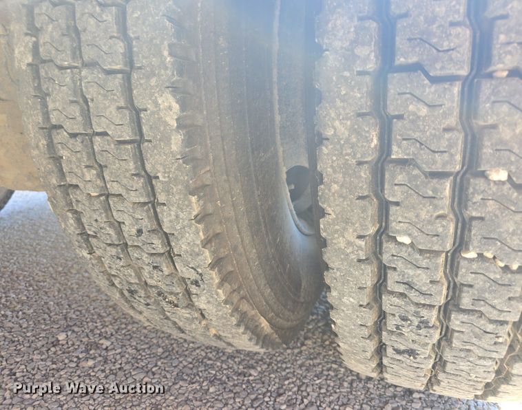 image for item DQ5181 2013 IC PB10500 school bus