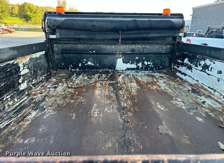 image for item DR2637 2013 Ford F550 Super Duty dump truck