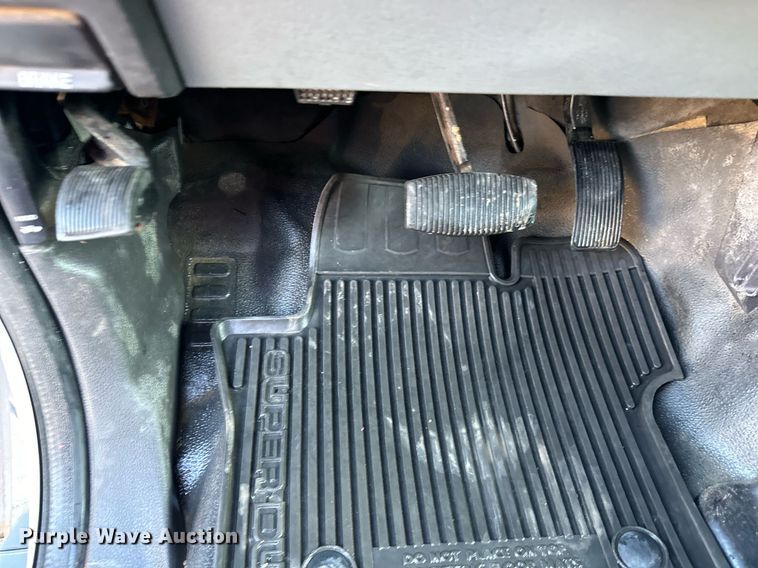 image for item DR2637 2013 Ford F550 Super Duty dump truck