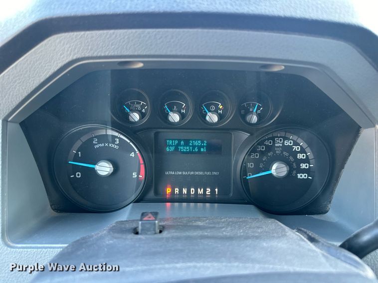 image for item DR2637 2013 Ford F550 Super Duty dump truck