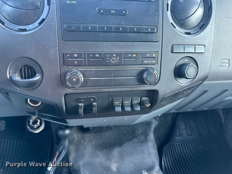 image for item DR2637 2013 Ford F550 Super Duty dump truck