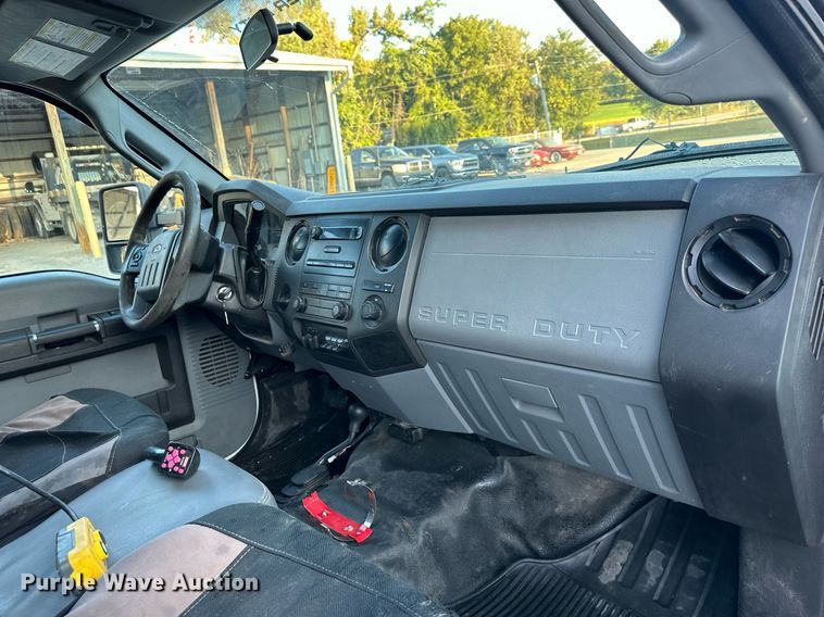 image for item DR2637 2013 Ford F550 Super Duty dump truck