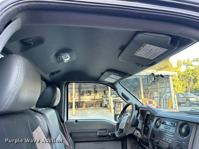 image for item DR2637 2013 Ford F550 Super Duty dump truck