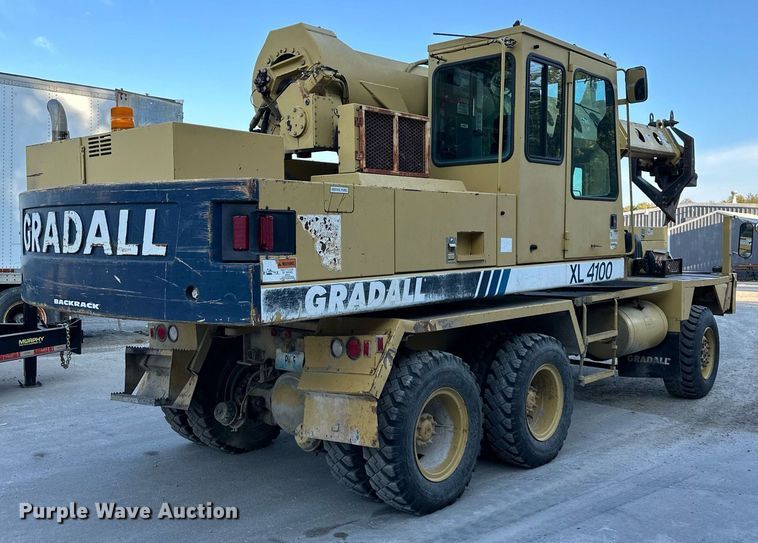 image for item DR2638 1999 Gradall XL4100 wheeled excavator