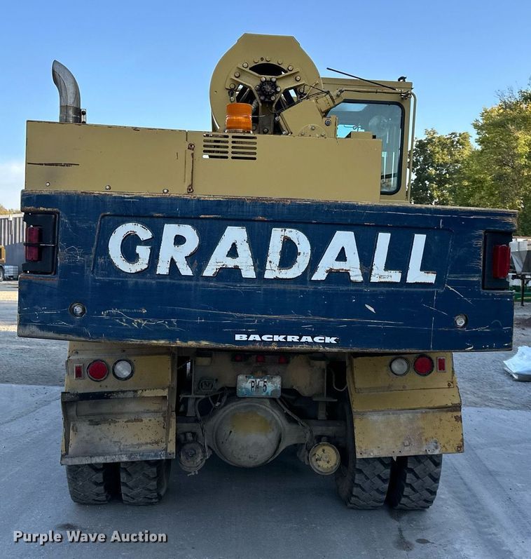 image for item DR2638 1999 Gradall XL4100 wheeled excavator