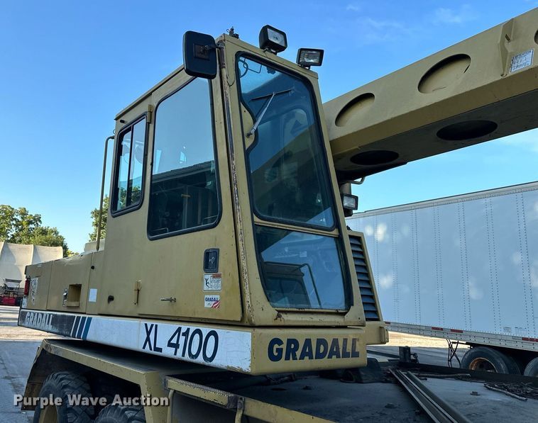 image for item DR2638 1999 Gradall XL4100 wheeled excavator