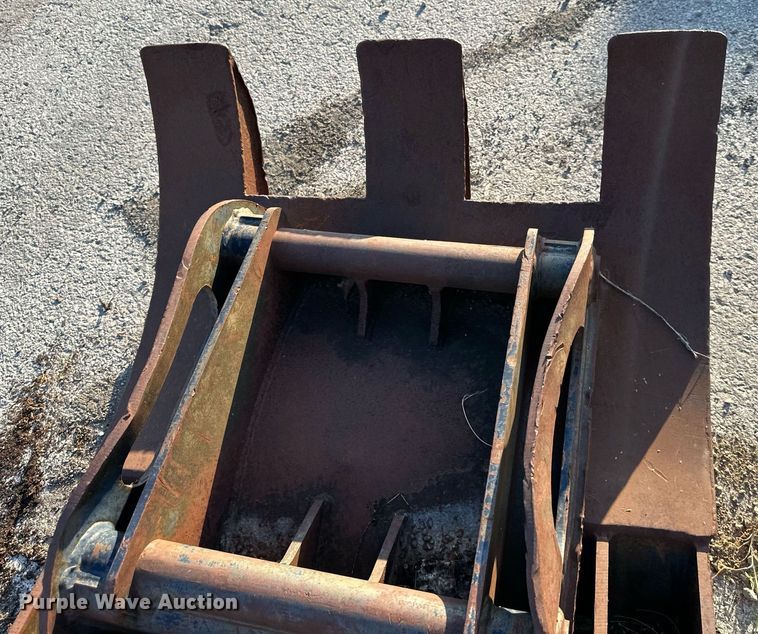 image for item DR2638 1999 Gradall XL4100 wheeled excavator