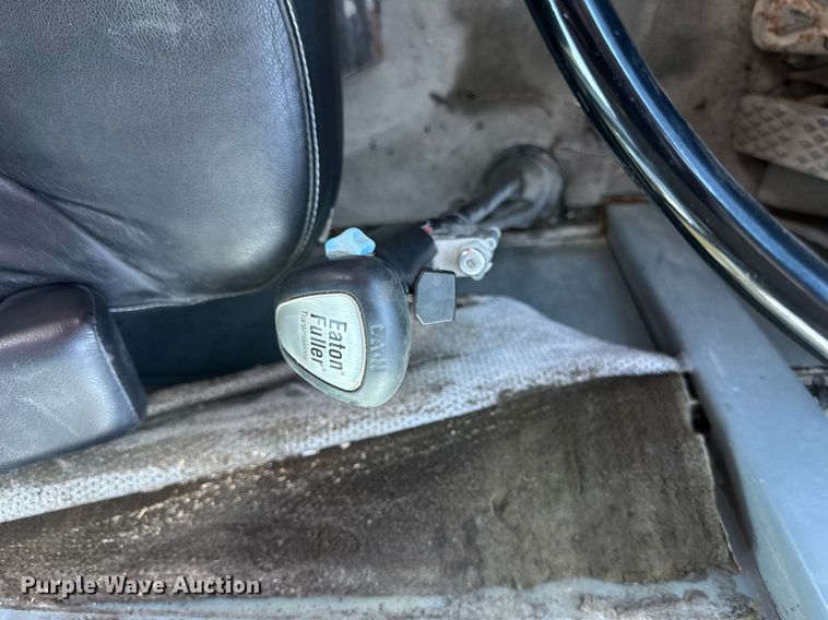 image for item DR2638 1999 Gradall XL4100 wheeled excavator