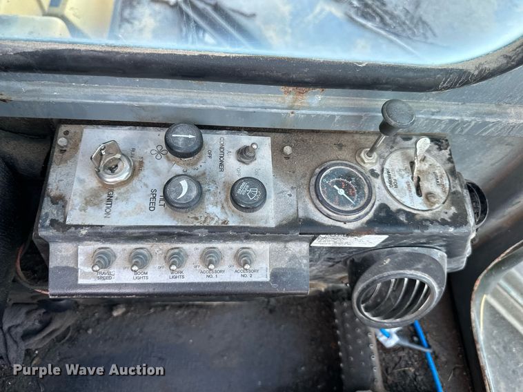 image for item DR2638 1999 Gradall XL4100 wheeled excavator