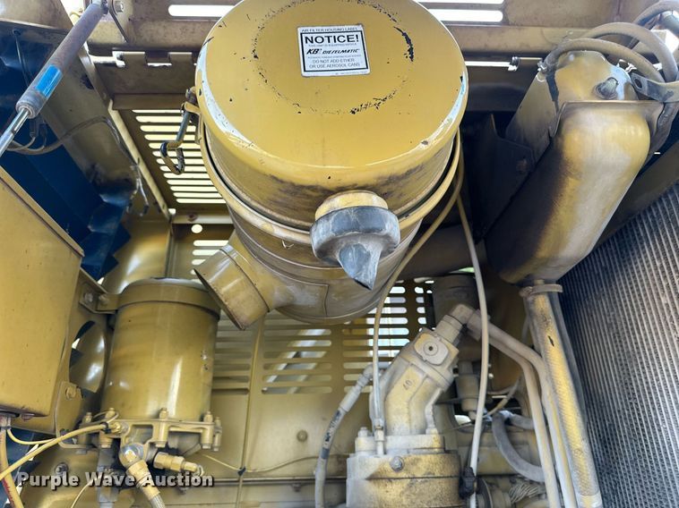 image for item DR2638 1999 Gradall XL4100 wheeled excavator