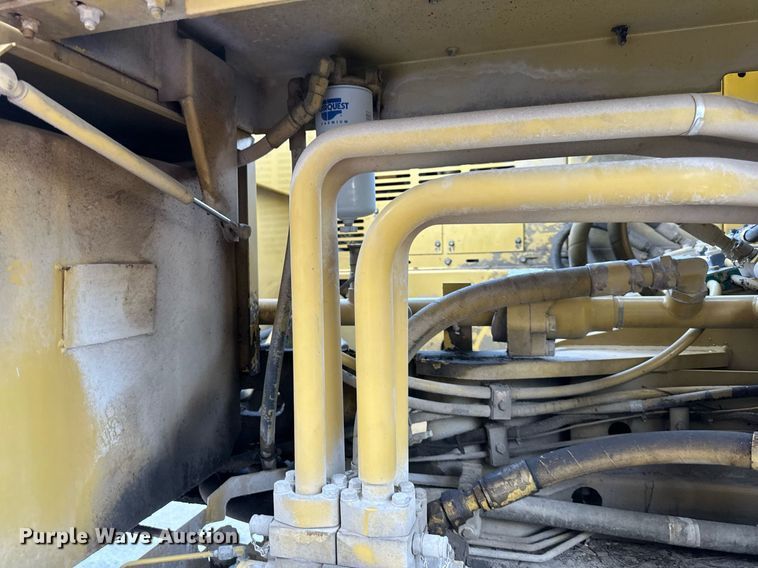 image for item DR2638 1999 Gradall XL4100 wheeled excavator