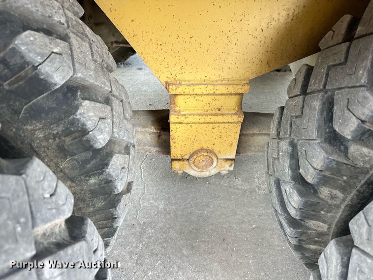 image for item DR2638 1999 Gradall XL4100 wheeled excavator