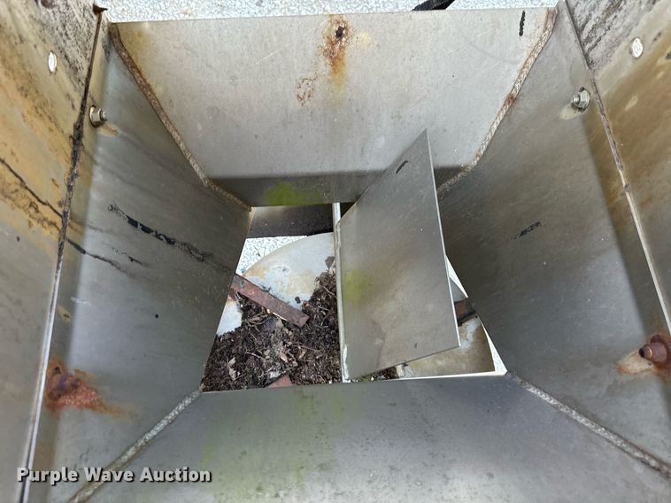 image for item DR2639 Swenson spreader