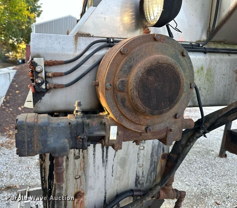 image for item DR2639 Swenson spreader