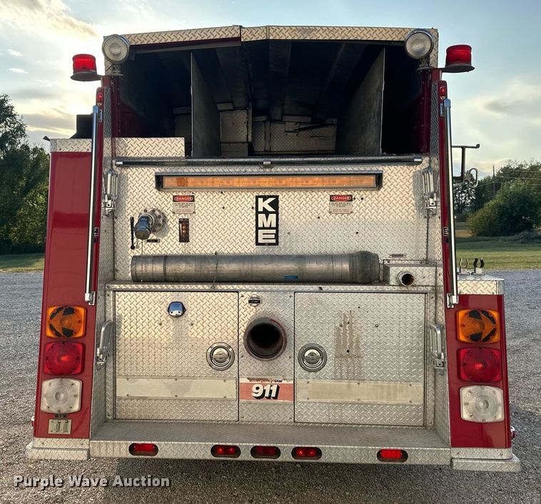 image for item DR2660 1990 Simon-Duplex Pumper Tanker pumper fire truck