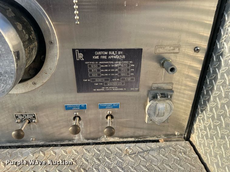 image for item DR2660 1990 Simon-Duplex Pumper Tanker pumper fire truck