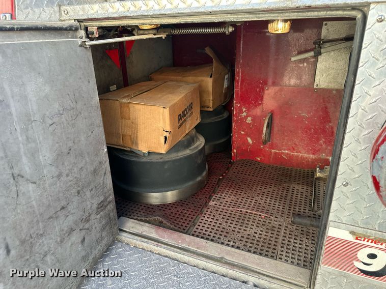 image for item DR2660 1990 Simon-Duplex Pumper Tanker pumper fire truck