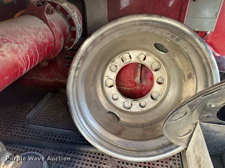 image for item DR2660 1990 Simon-Duplex Pumper Tanker pumper fire truck