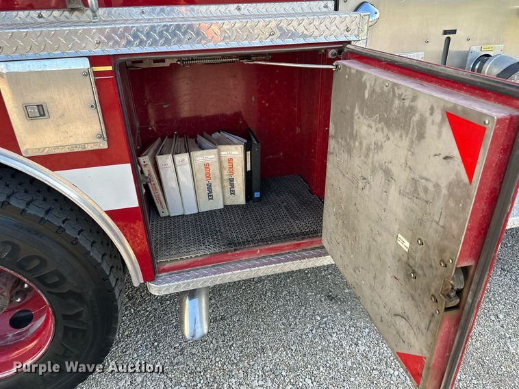 image for item DR2660 1990 Simon-Duplex Pumper Tanker pumper fire truck