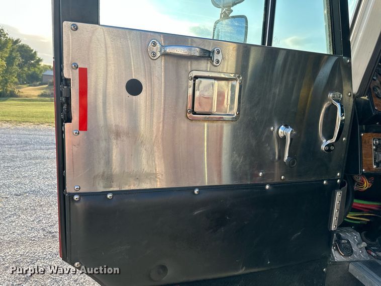 image for item DR2660 1990 Simon-Duplex Pumper Tanker pumper fire truck