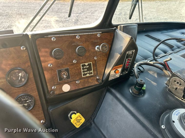 image for item DR2660 1990 Simon-Duplex Pumper Tanker pumper fire truck