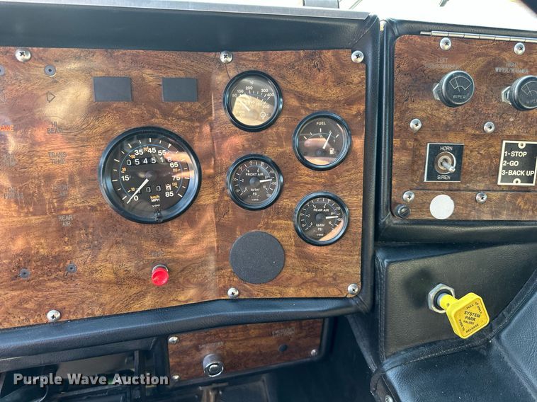 image for item DR2660 1990 Simon-Duplex Pumper Tanker pumper fire truck