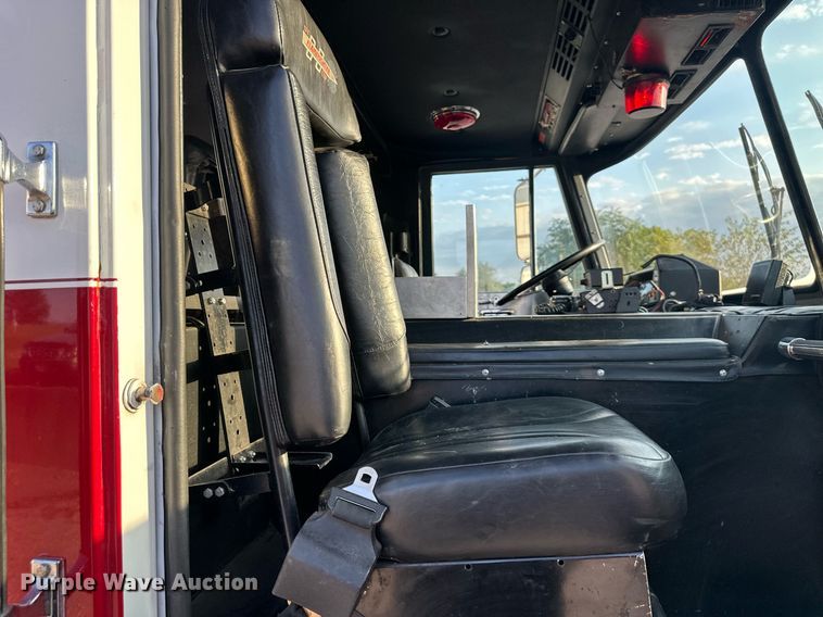 image for item DR2660 1990 Simon-Duplex Pumper Tanker pumper fire truck