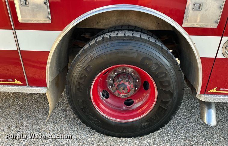 image for item DR2660 1990 Simon-Duplex Pumper Tanker pumper fire truck