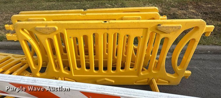 image for item DR2681 Safety equipment 