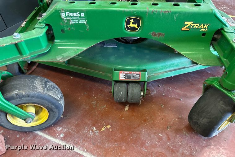 image for item DR2699 John Deere  Z925A EFI ZTR lawn mower