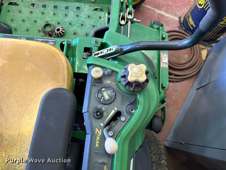 image for item DR2699 John Deere  Z925A EFI ZTR lawn mower