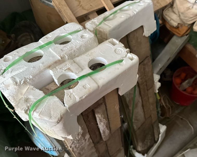 image for item DR2700 Masonry tools and equipment 