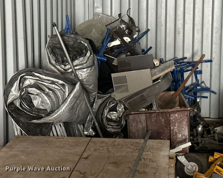 image for item DR2700 Masonry tools and equipment 