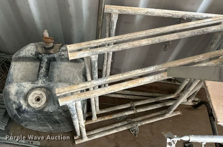 image for item DR2700 Masonry tools and equipment 