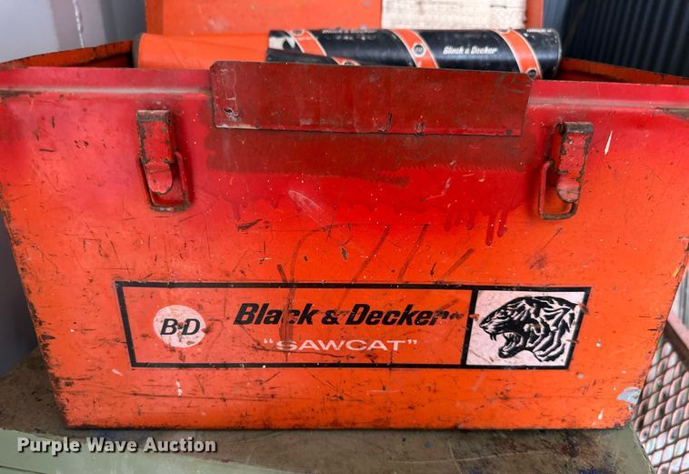 image for item DR2700 Masonry tools and equipment 