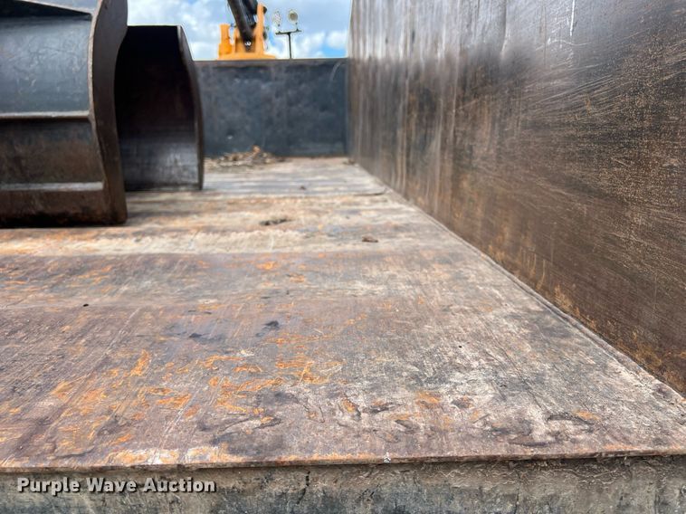 image for item DS3123 2014 Freightliner M2 grapple crane truck