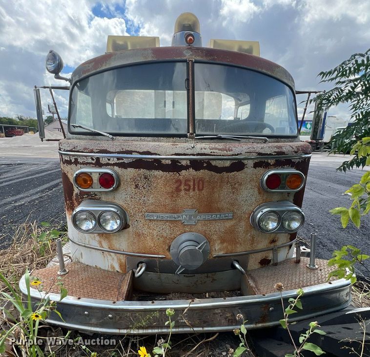 image for item DS3124 1970 American LaFrance  pumper fire truck