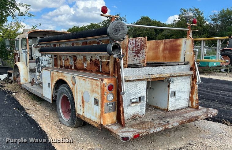 image for item DS3124 1970 American LaFrance  pumper fire truck