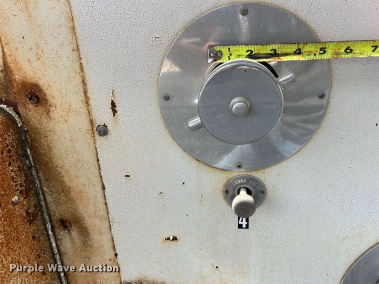 image for item DS3124 1970 American LaFrance  pumper fire truck