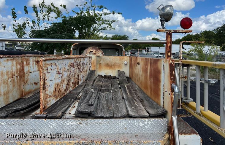 image for item DS3124 1970 American LaFrance  pumper fire truck