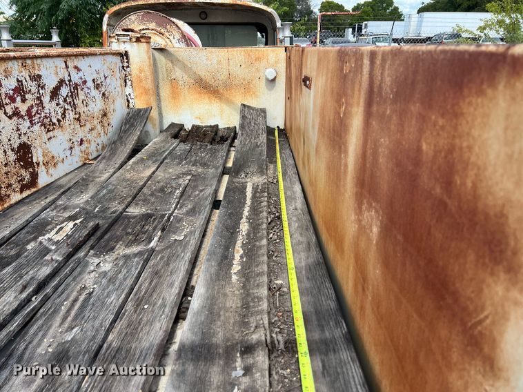 image for item DS3124 1970 American LaFrance  pumper fire truck