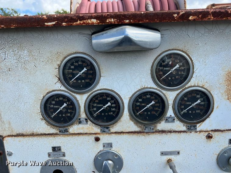 image for item DS3124 1970 American LaFrance  pumper fire truck