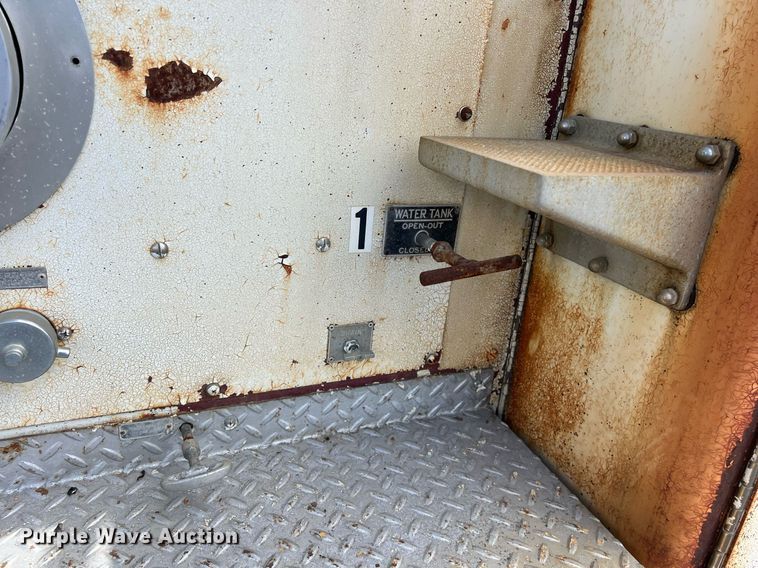 image for item DS3124 1970 American LaFrance  pumper fire truck