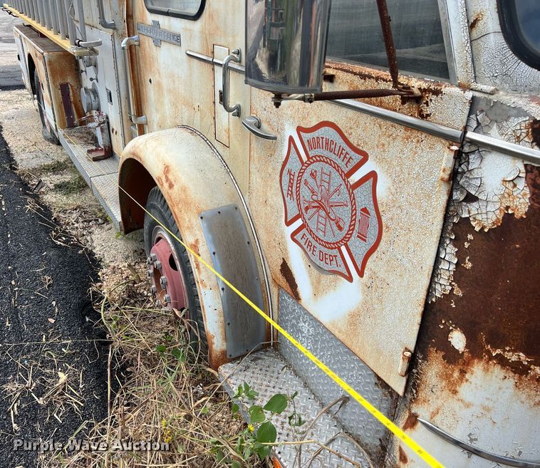 image for item DS3124 1970 American LaFrance  pumper fire truck