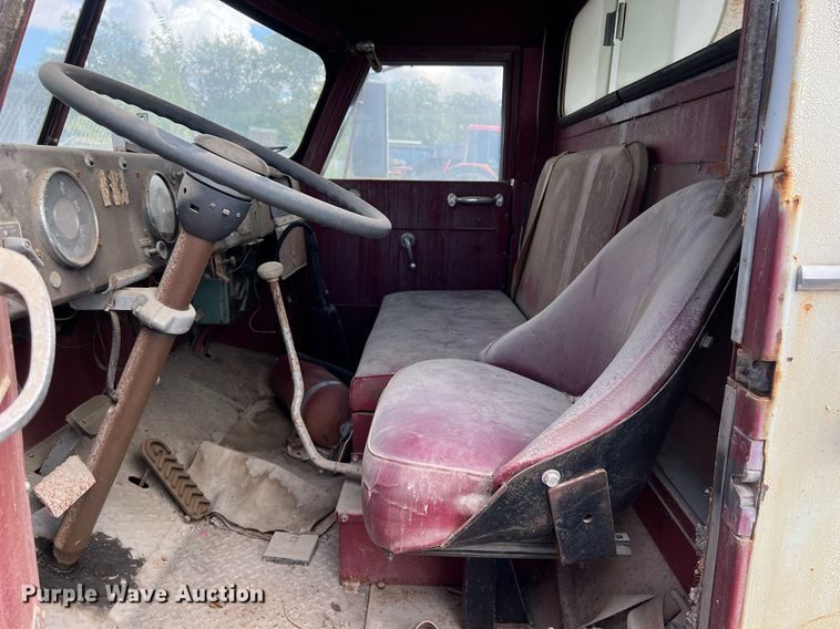 image for item DS3124 1970 American LaFrance  pumper fire truck