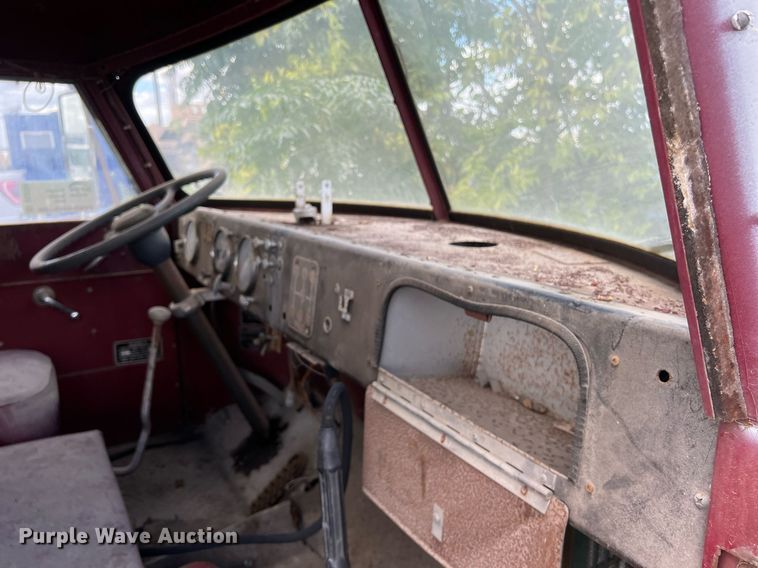 image for item DS3124 1970 American LaFrance  pumper fire truck