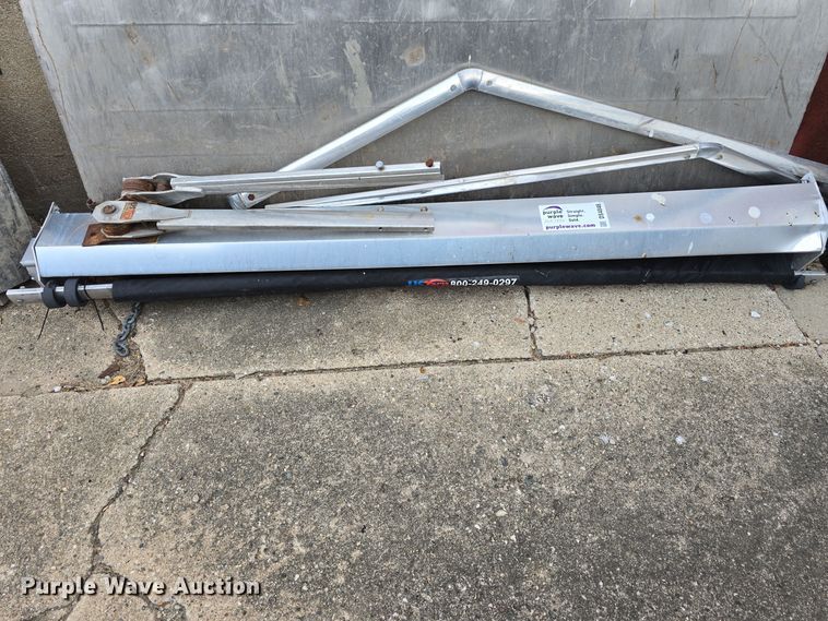 image for item DS4846   US Tarp electric roll tarp