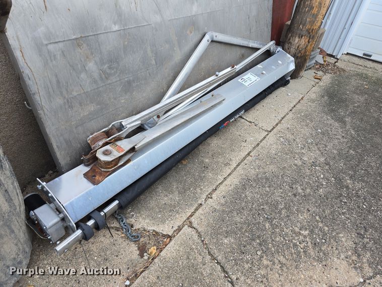 image for item DS4846   US Tarp electric roll tarp