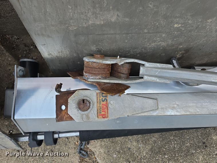 image for item DS4846   US Tarp electric roll tarp