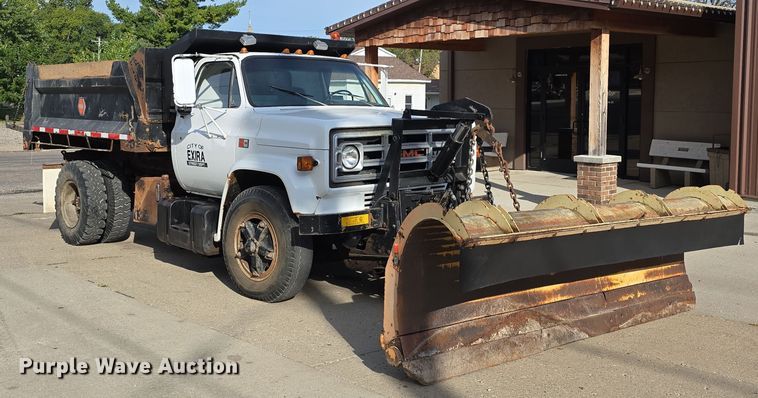 image for item DS4848 1990 GMC 7000 dump truck